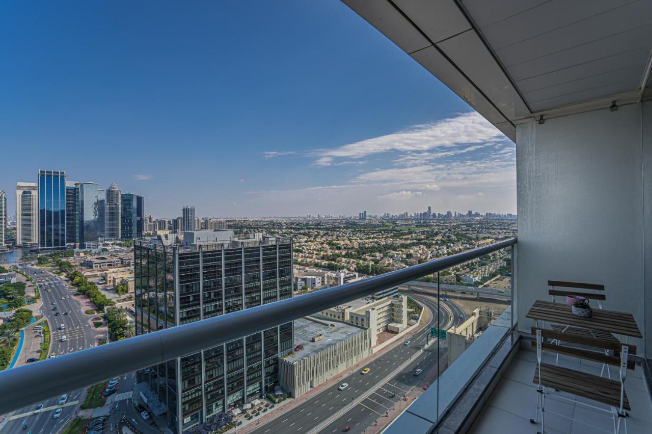 Higuests - Modern Studio With Incredible City Skyline View Dubai Esterno foto