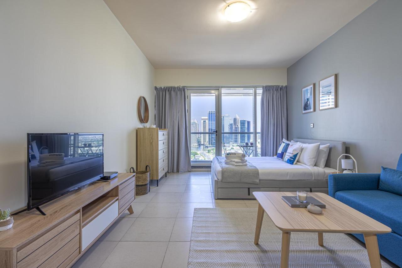 Higuests - Modern Studio With Incredible City Skyline View Dubai Esterno foto