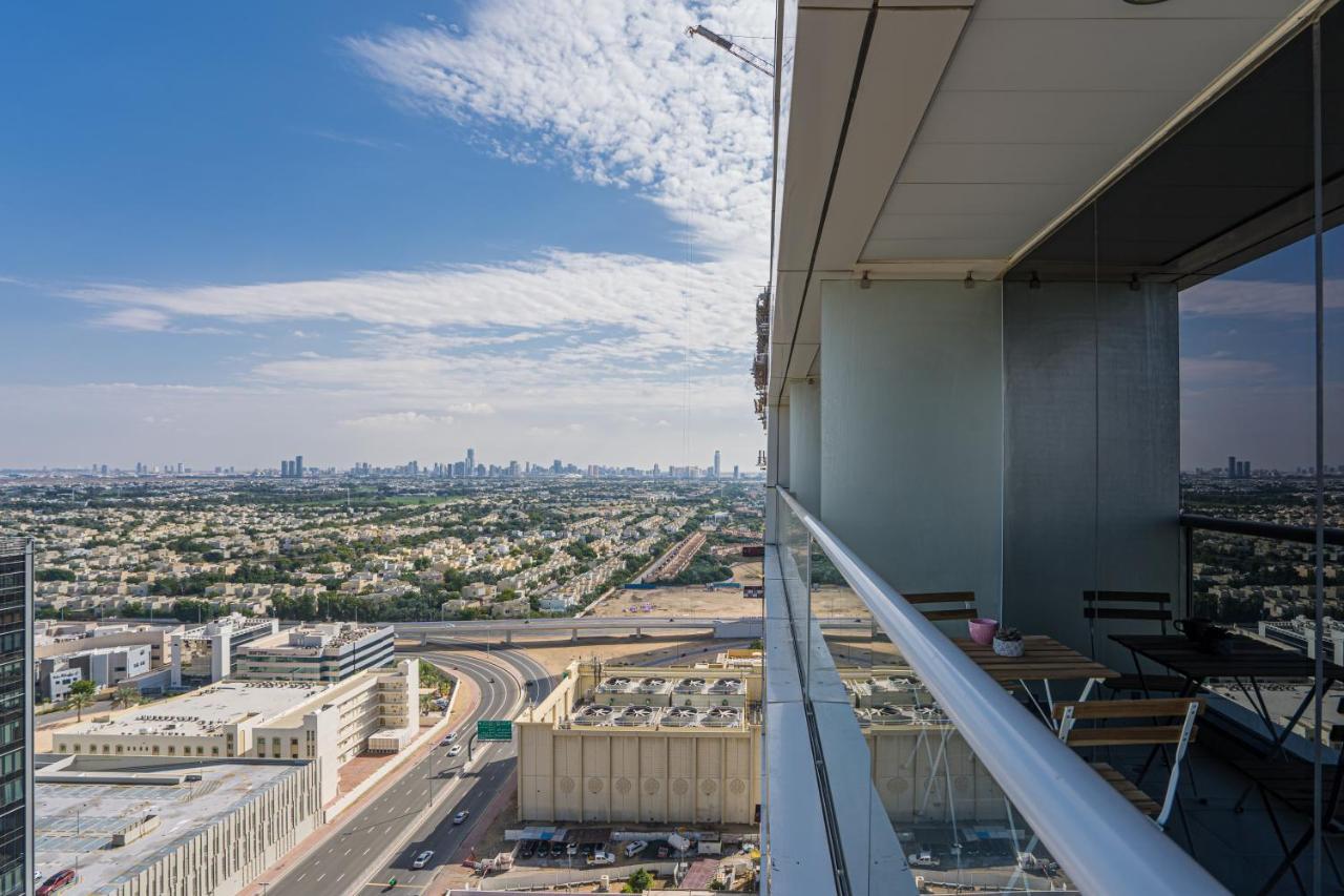 Higuests - Modern Studio With Incredible City Skyline View Dubai Esterno foto