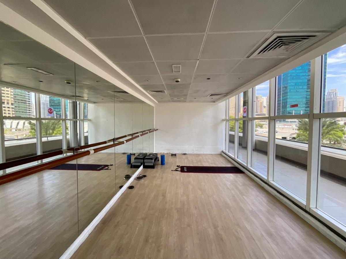 Higuests - Modern Studio With Incredible City Skyline View Dubai Esterno foto