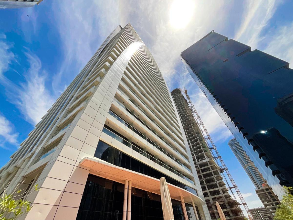 Higuests - Modern Studio With Incredible City Skyline View Dubai Esterno foto